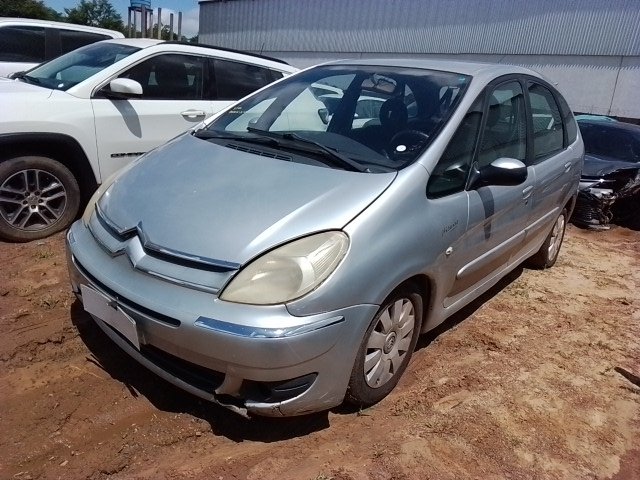 XSARA PICASSO II 1.6 GLX F ANO 2011/2011